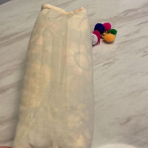 Love Stich Boho Colorful Pom Pom Tassels Accessory Bag - Picture 5 of 11